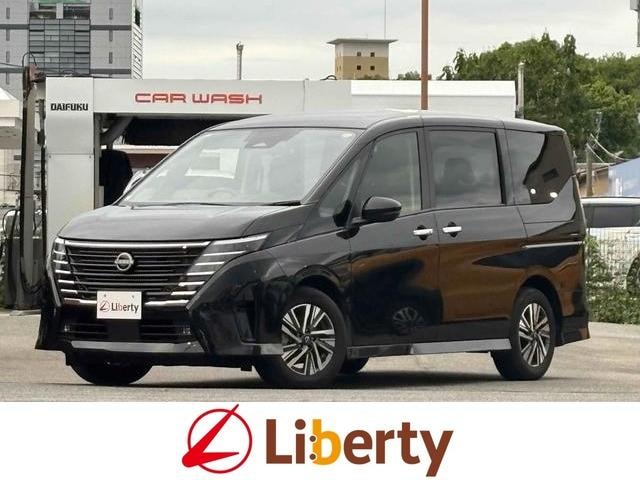 Nissan SERENA 2023 — фото автомобиля 1