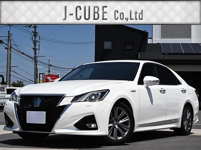 Toyota CROWN HYBRID 2017 — фото автомобиля