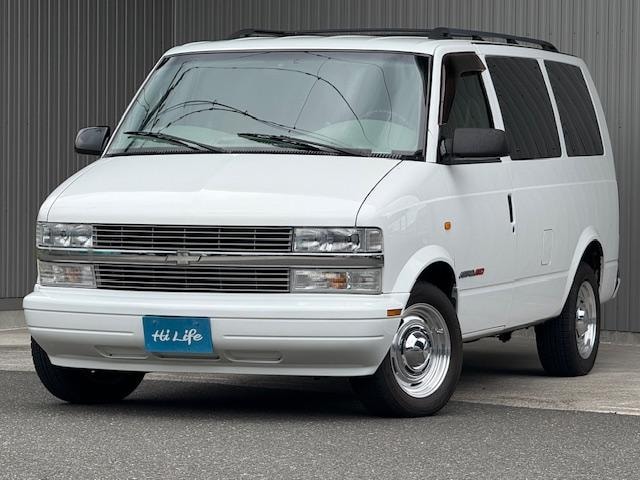 Chevrolet ASTRO 2004 — фото автомобиля 1
