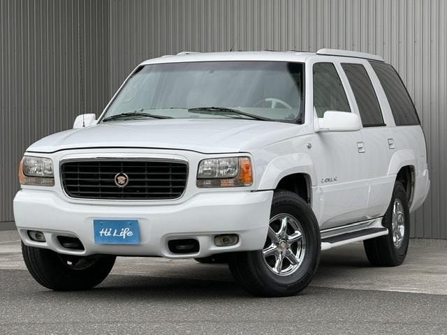 Cadillac ESCALADE 2000 — фото автомобиля 1