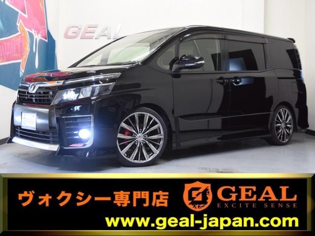 Toyota VOXY 2014 — фото автомобиля 1