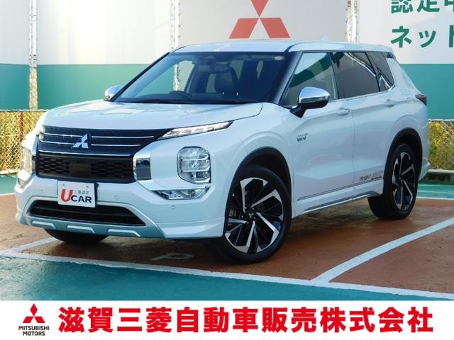 Mitsubishi OUTLANDER PHEV 2022 — фото автомобиля