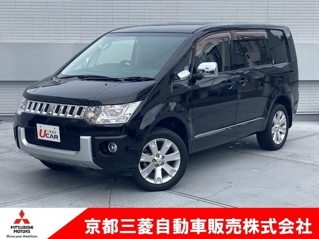 Mitsubishi DELICA D:5 2017 — фото автомобиля 1