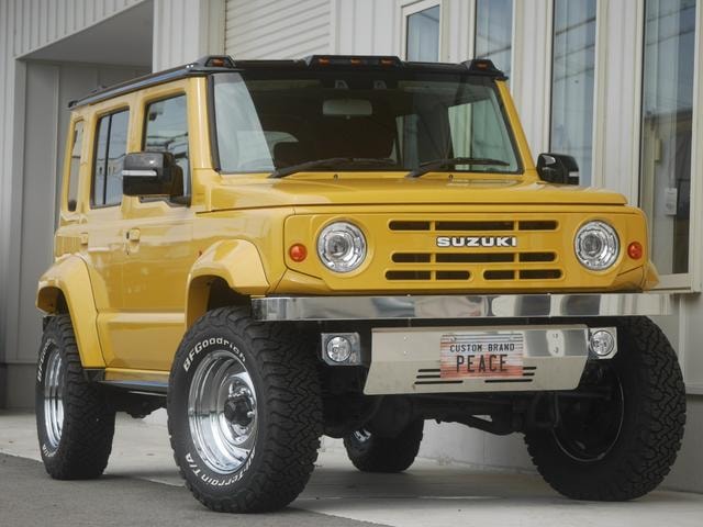 Suzuki JIMNY NOMADE 2025 — фото автомобиля