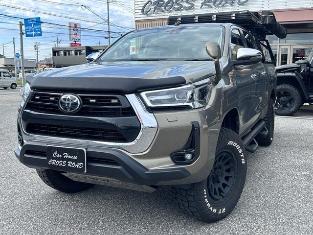 Toyota HILUX 2021 — фото автомобиля