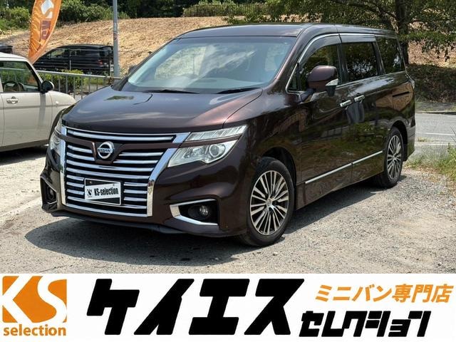 Nissan ELGRAND 2015 — фото автомобиля 1