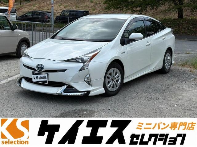 Toyota PRIUS 2017 — фото автомобиля 1
