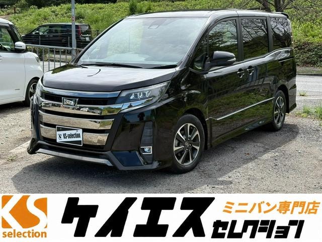 Toyota NOAH 2017 — фото автомобиля 1