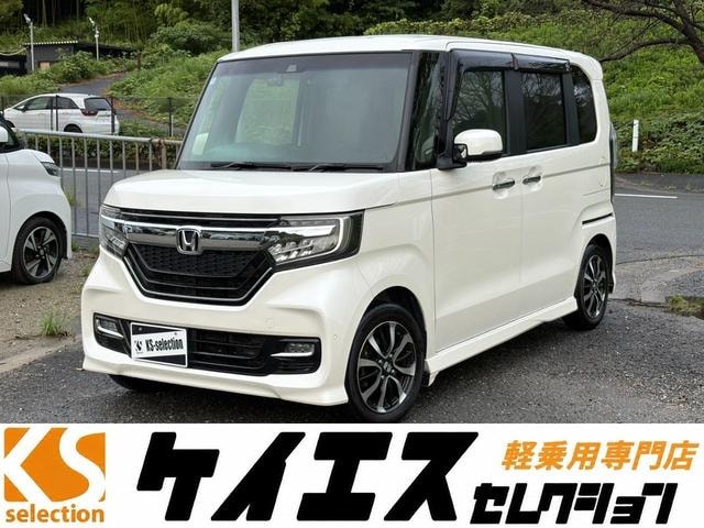 Honda N-BOX CUSTOM 2018 — фото автомобиля 1
