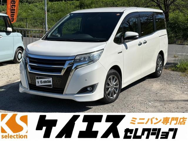 Toyota ESQUIRE 2017 — фото автомобиля 1
