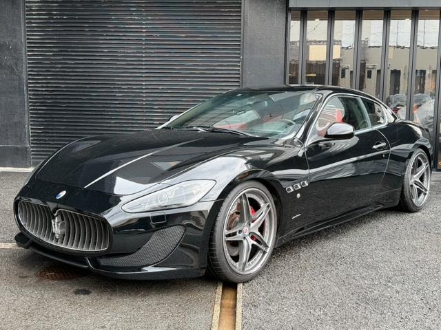 Maserati GRAN TURISMO 2011 — фото автомобиля