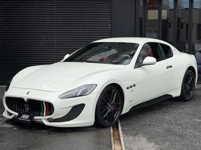 Maserati GRAN TURISMO 2013 — фото автомобиля