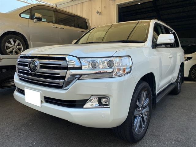Toyota LAND CRUISER 2016 — фото автомобиля