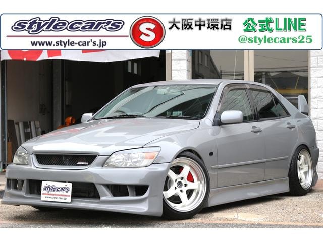 Toyota ALTEZZA 1999 — фото автомобиля