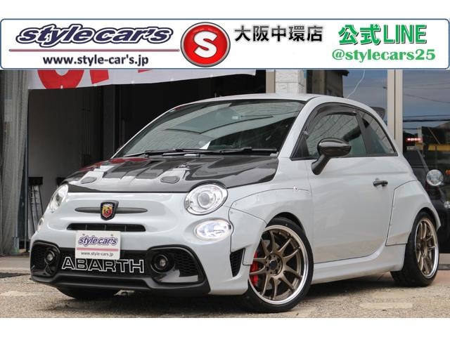 Abarth 595 2022 — фото автомобиля 1