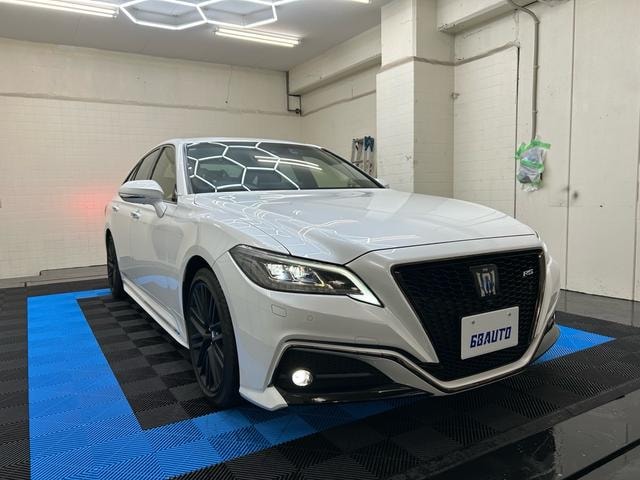 Toyota CROWN HYBRID 2022 — фото автомобиля