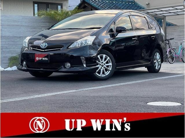 Toyota PRIUS ALPHA 2013 — фото автомобиля 1