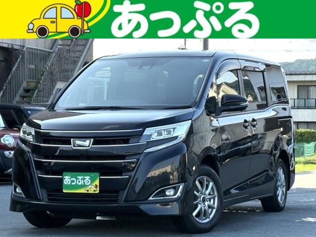 Toyota NOAH 2017 — фото автомобиля 1
