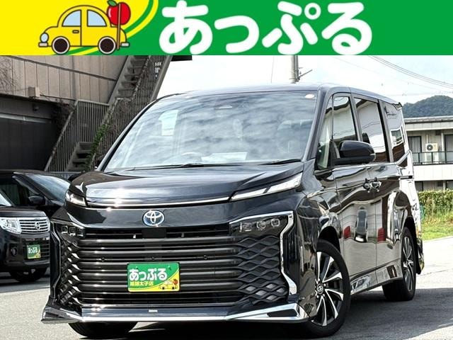 Toyota VOXY 2024 — фото автомобиля 1