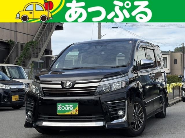 Toyota VOXY 2016 — фото автомобиля 1