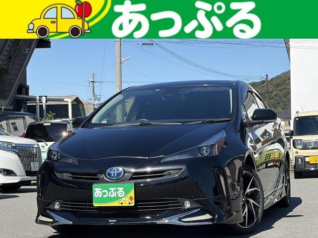 Toyota PRIUS 2022 — фото автомобиля 1