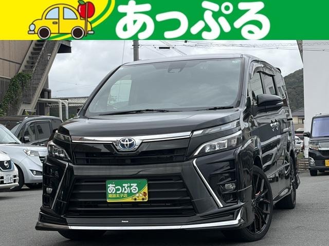 Toyota VOXY 2017 — фото автомобиля