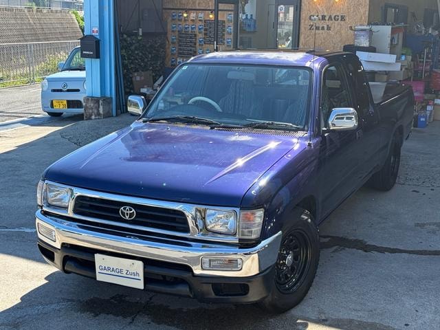 Toyota HILUX SPORTS PICK UP 1999 — фото автомобиля