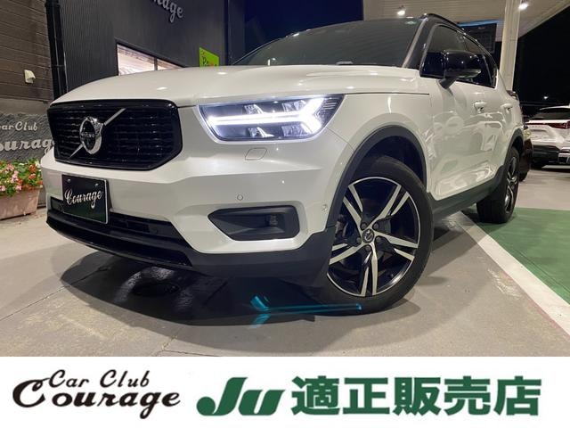 Volvo XC40 2019 — фото автомобиля