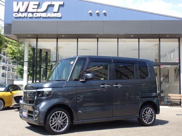 Honda N-BOX CUSTOM 2025 — фото автомобиля 1