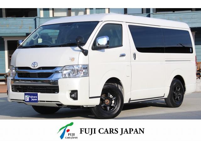 Toyota HIACE WAGON 2023 — фото автомобиля 1
