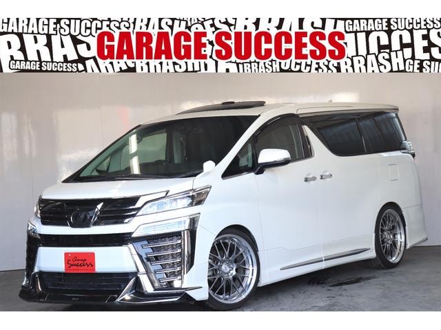 Toyota VELLFIRE 2018 — фото автомобиля 1