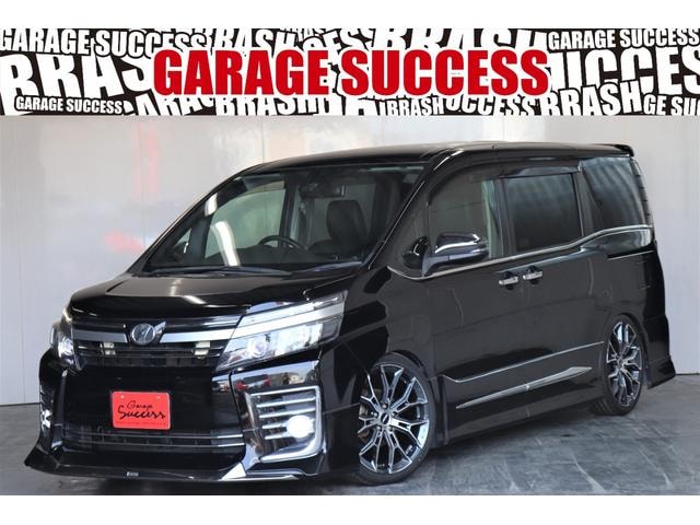 Toyota VOXY 2017 — фото автомобиля