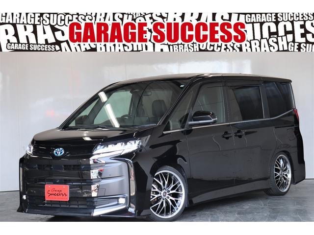 Toyota NOAH 2022 — фото автомобиля