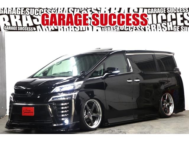 Toyota VELLFIRE 2018 — фото автомобиля 1