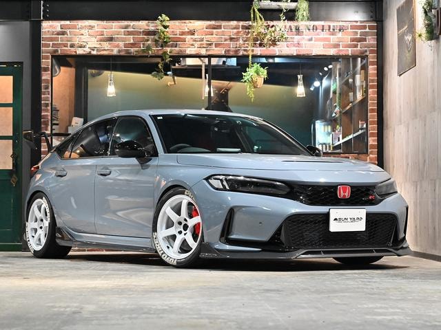 Honda CIVIC 2025 — фото автомобиля