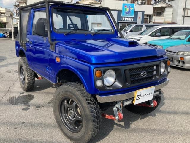 Suzuki JIMNY 1990 — фото автомобиля 1