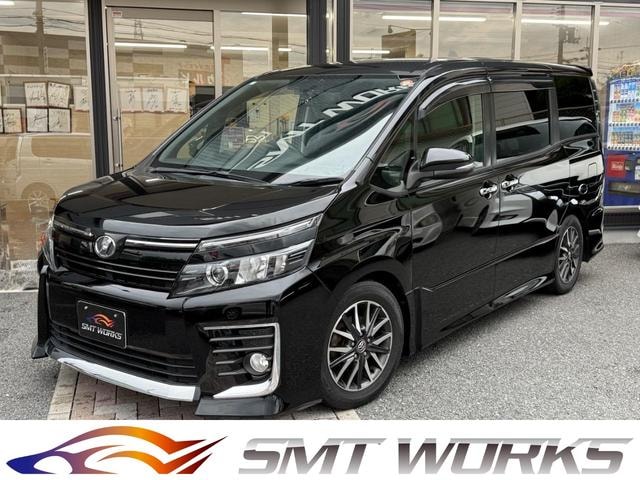 Toyota VOXY 2014 — фото автомобиля