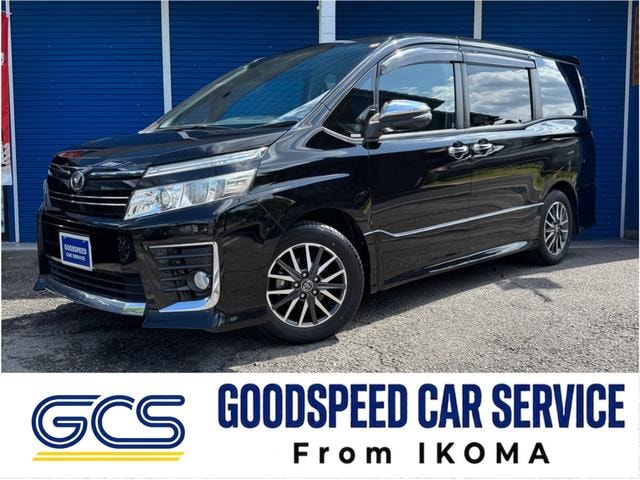 Toyota VOXY 2015 — фото автомобиля