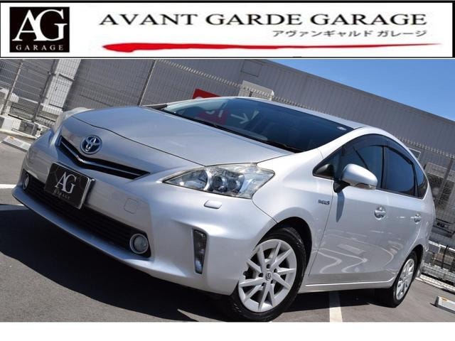 Toyota PRIUS ALPHA 2012 — фото автомобиля