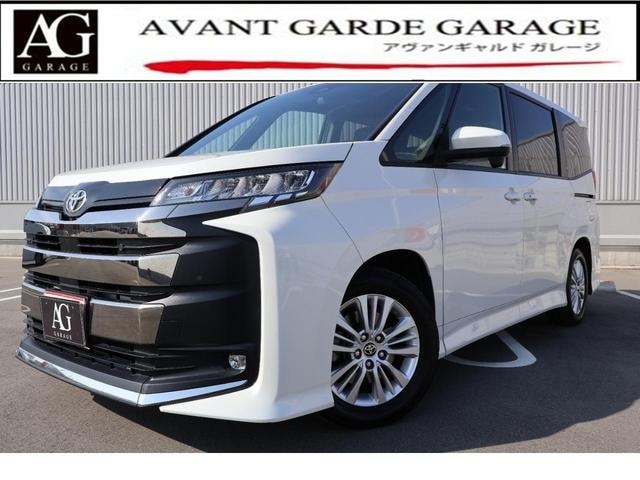 Toyota NOAH 2023 — фото автомобиля 1