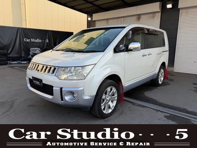 Mitsubishi DELICA D:5 2009 — фото автомобиля