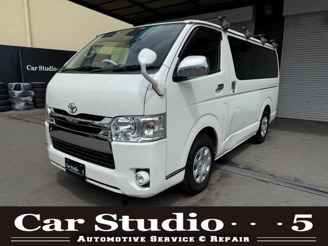 Toyota HIACE VAN 2017 — фото автомобиля