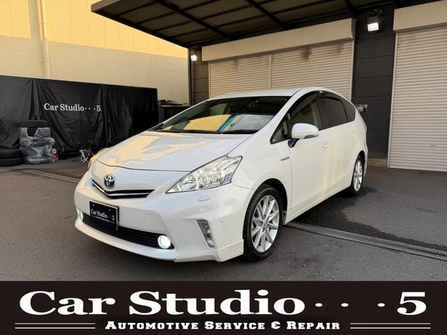 Toyota PRIUS ALPHA 2014 — фото автомобиля 1