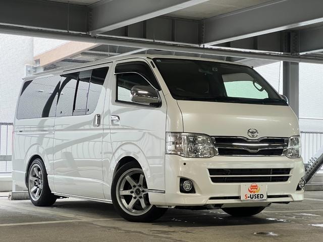 Toyota HIACE VAN 2012 — фото автомобиля 1
