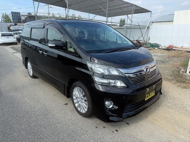 Toyota VELLFIRE 2013 — фото автомобиля 1