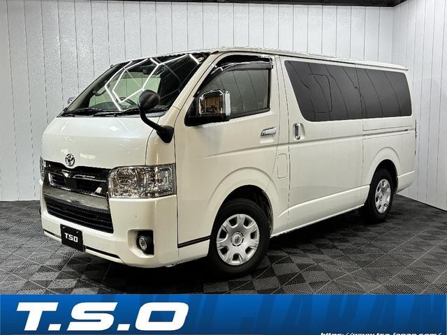 Toyota HIACE VAN 2021 — фото автомобиля 1