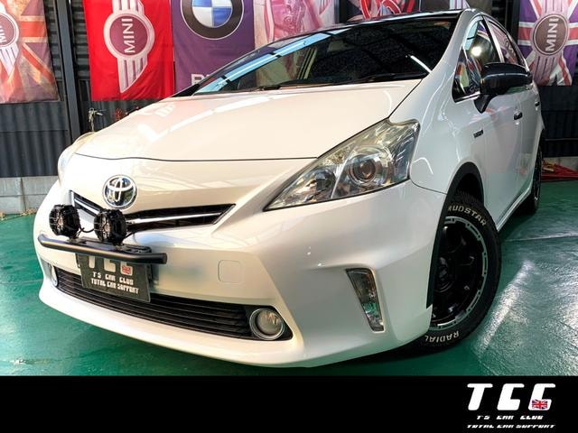 Toyota PRIUS ALPHA 2012 — фото автомобиля 1