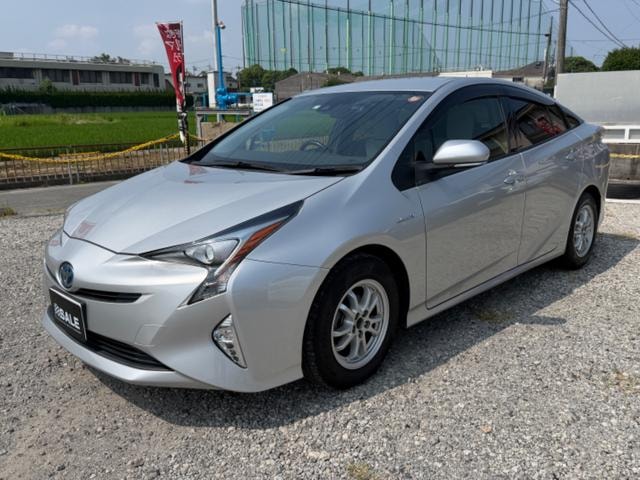 Toyota PRIUS 2017 — фото автомобиля 1
