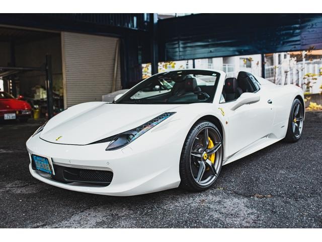 Ferrari 458 SPIDER 2014 — фото автомобиля