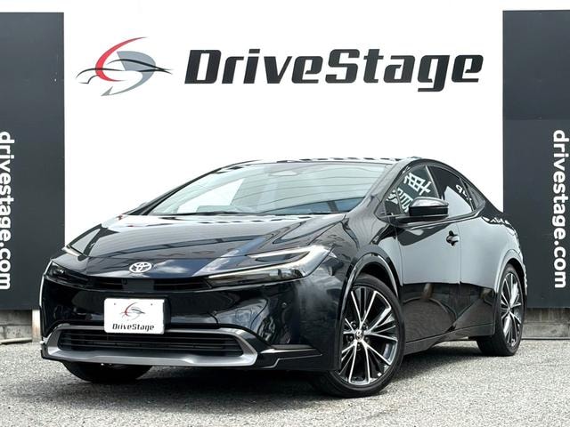 Toyota PRIUS 2023 — фото автомобиля 1
